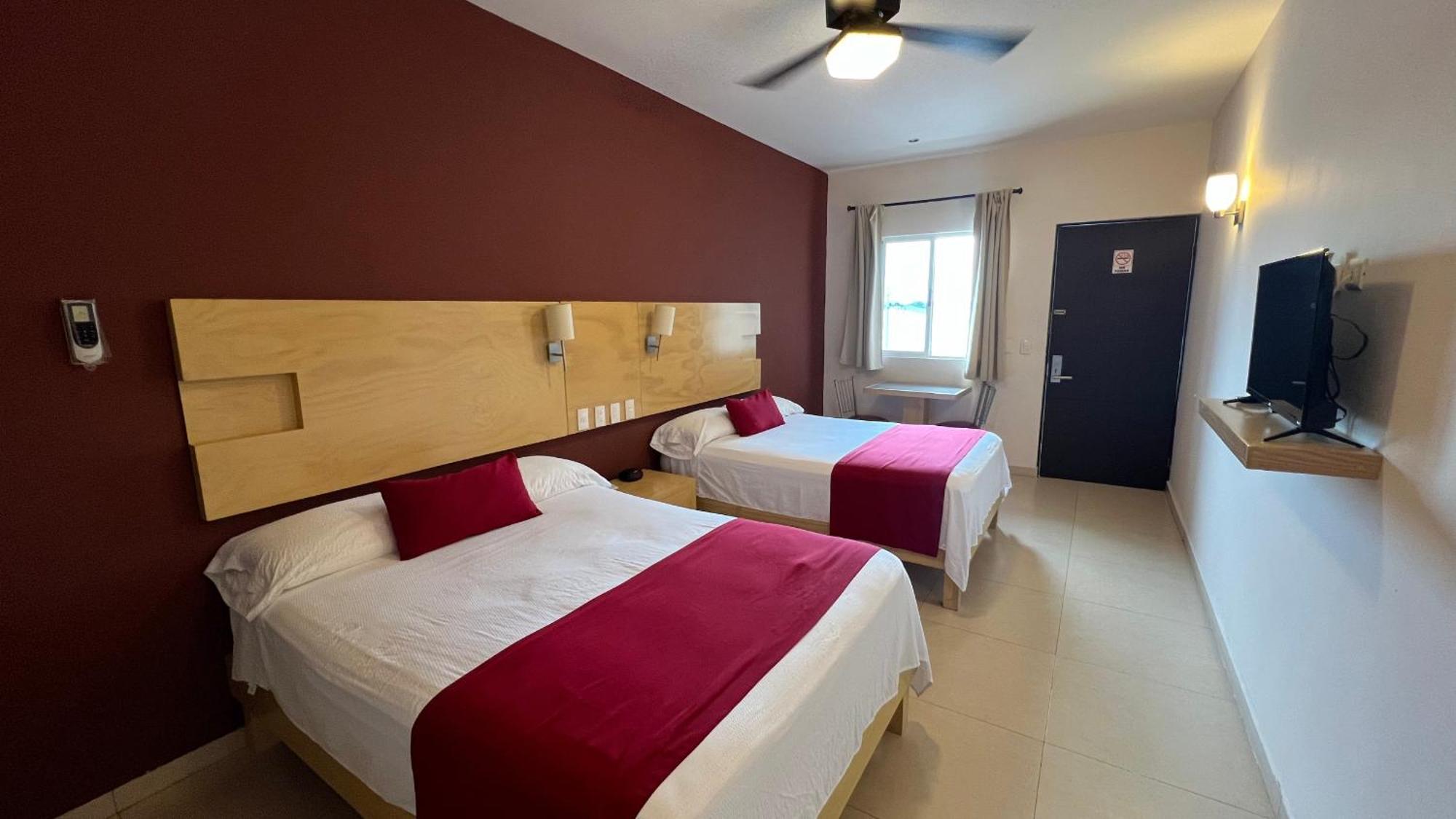 Nova Hotel Cadereyta Jiménez Εξωτερικό φωτογραφία